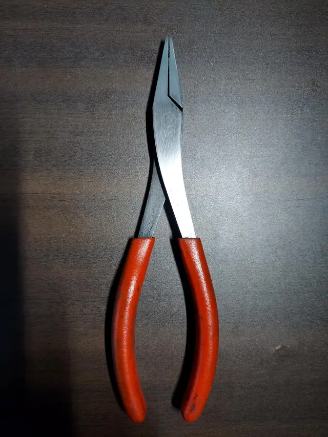 Snap-on プライヤー